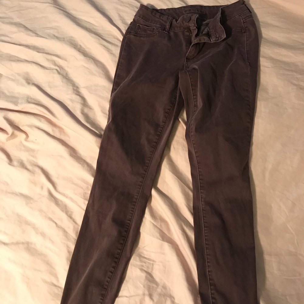 Maroon Maurices jeans